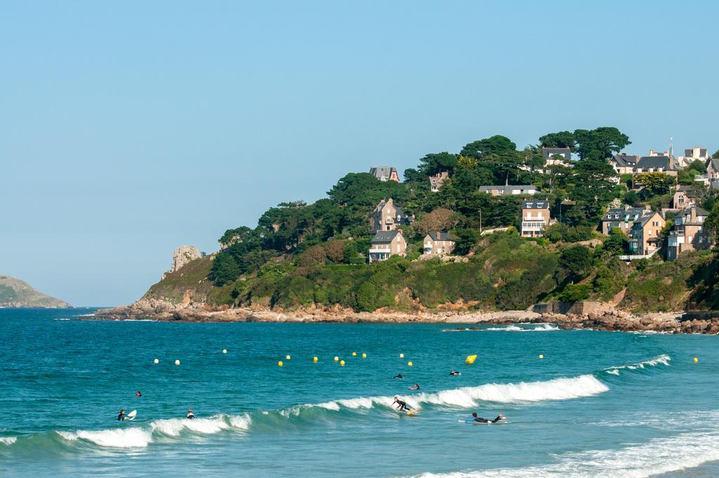 Goelia Les 7 Iles Aparthotel Perros-Guirec Exterior photo